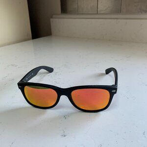 Ray Ban - New Wayfarer Reflective tint, rubber frame